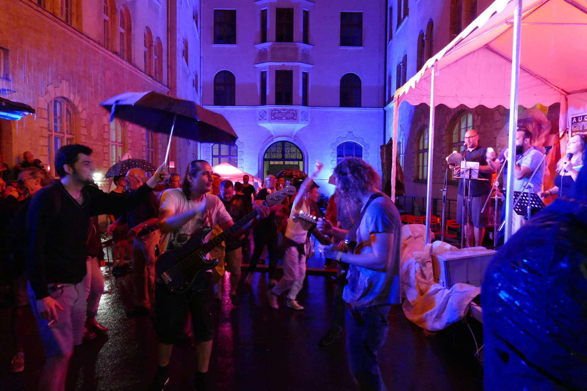 Konzerte im Bürgerhof 07.07.17 Motherfunkers - Freiwilligen-Zentrum Augsburg - Foto: Christoph Urban