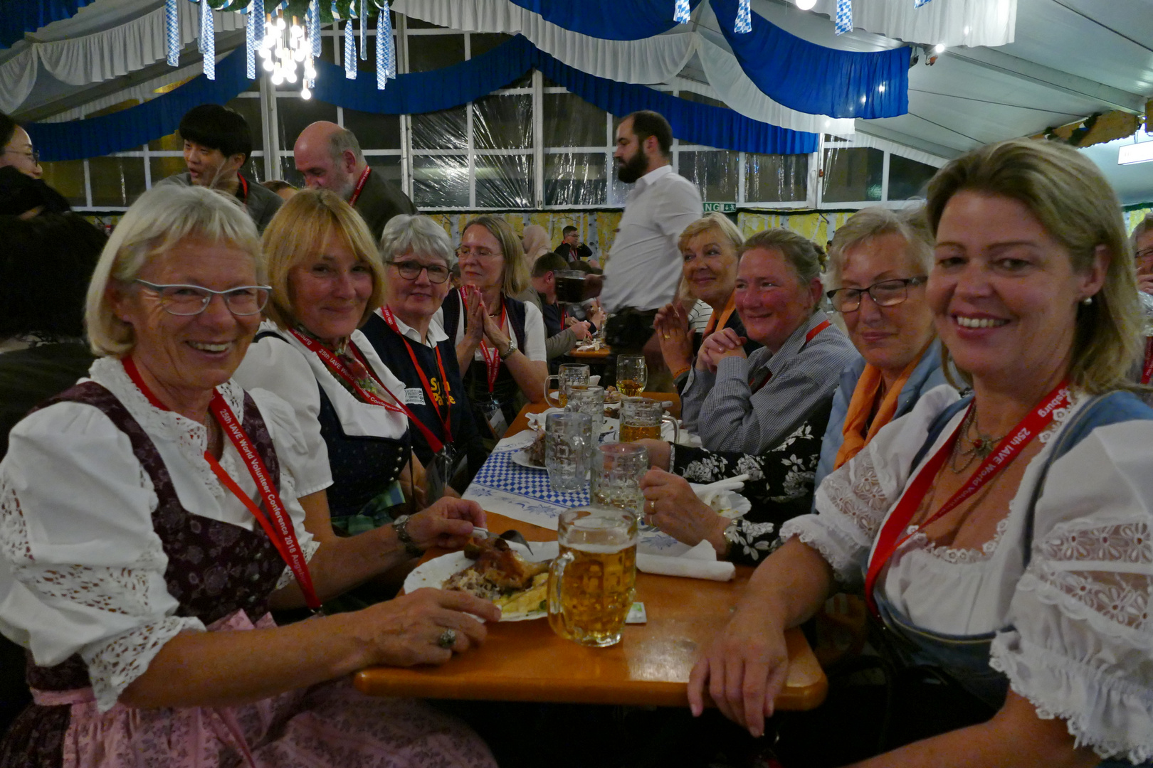 25. IAVE Welt-Freiwilligenkonferenz 2018 in Augsburg - Deutschland - 19.10.2018 Bavarian Evening - Foto: Christoph Urban - Freiwilligen-Zentrum Augsburg